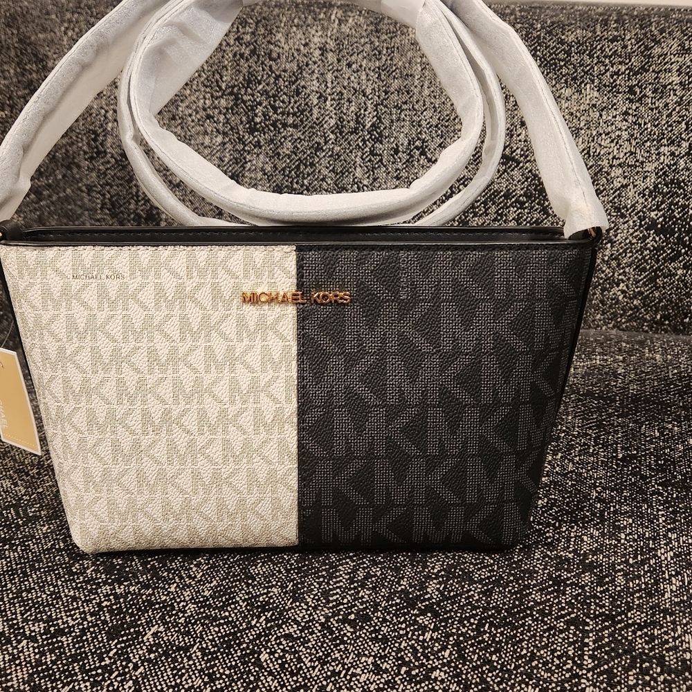 Michael Kors Jet Set Travel Small Sling Bag